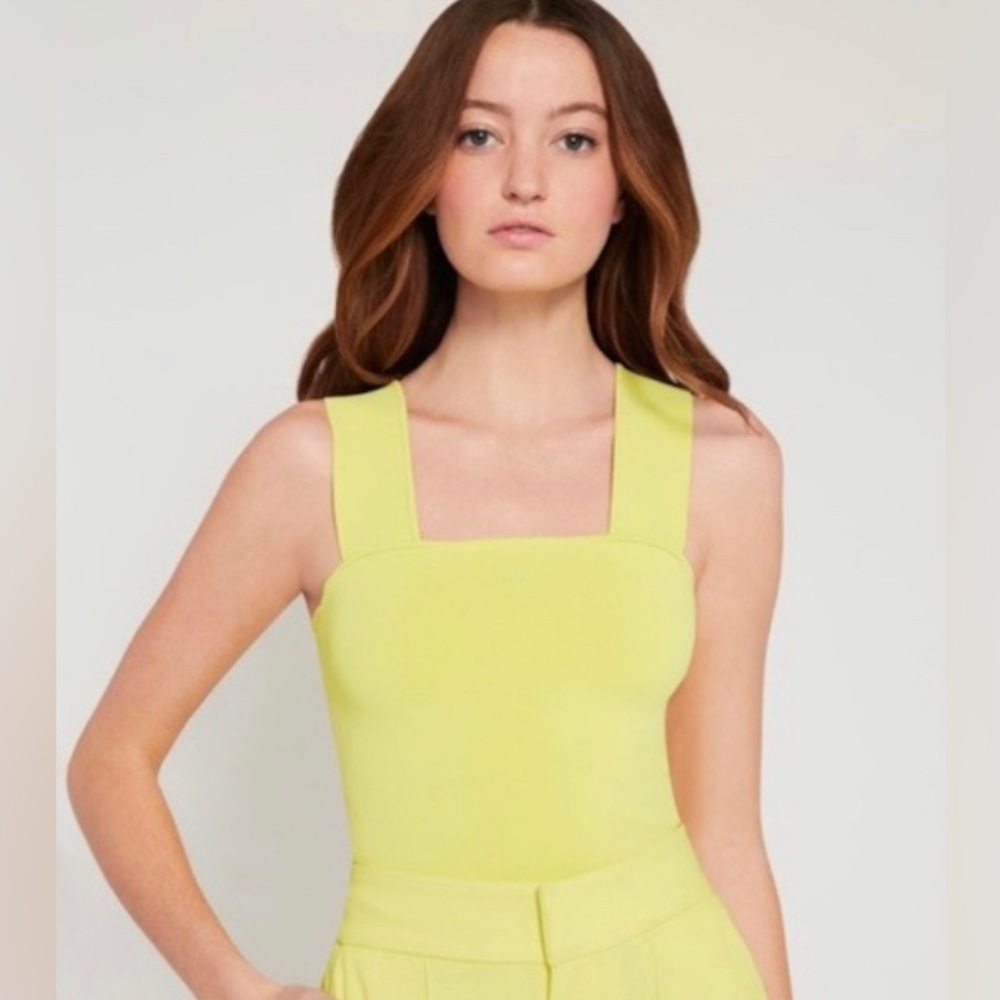 NWT Alice and Olivia Rashida Square Yellow Neck Crop Tank Top XS